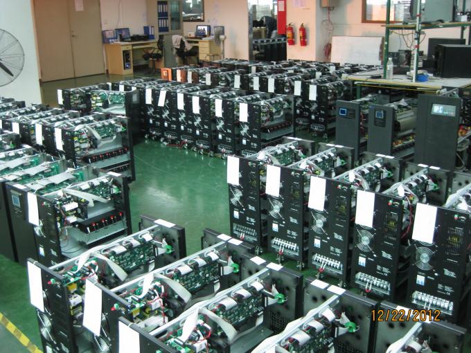 Приведите UPS в действие 6-20KVA HF серии замка он-лайн, превосходный UPS качества